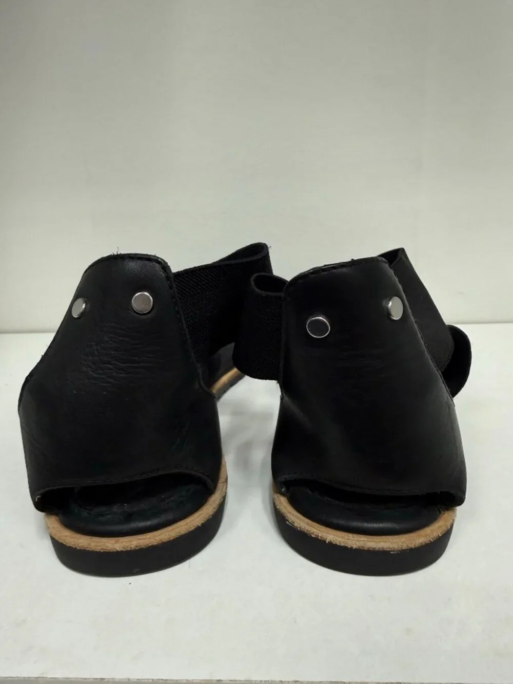 Sorel Ella Leather Cross Ankle Sandals